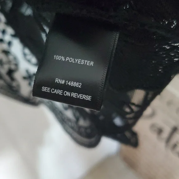 Torrid Black Floral Lace Kimono - Picture 5 of 6